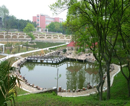 江苏科技大学(西校区) 江苏科技大学(西校区)