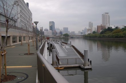 大阪的河边 大阪的河边