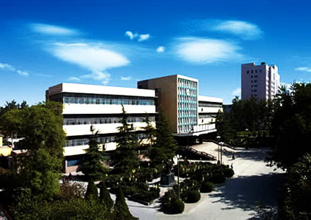 原河北师范大学图书馆和田家炳教育书院楼 原河北师范大学图书馆和田家炳教育书院楼