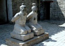 秦桧夫妇跪像 秦桧夫妇跪像