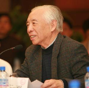 名誉主席：吴祖强