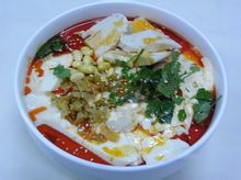 宝鸡豆花泡馍
宝鸡豆花泡馍