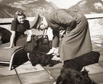 希特勒与爱娃 希特勒与爱娃