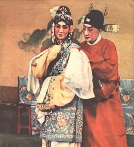 墙头马上 墙头马上