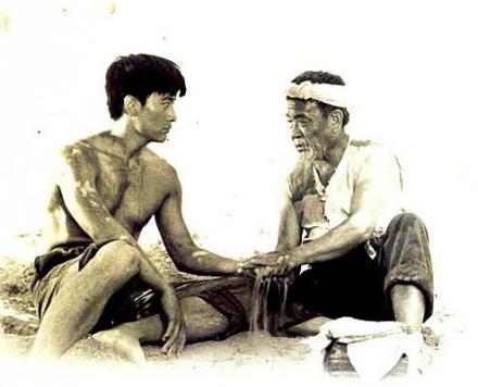 周里京扮演的高加林 周里京扮演的高加林