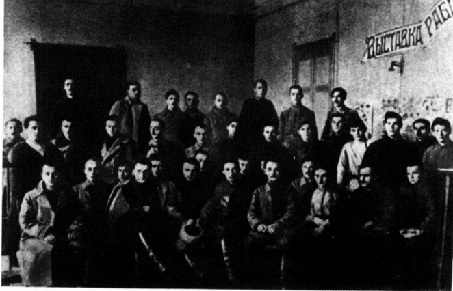 1921年在红军短训班中（前排右四富尔马诺夫身后为赫鲁晓夫）