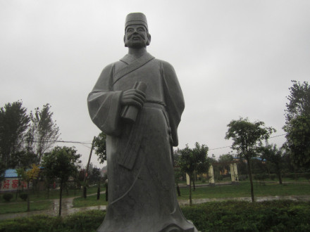 睢县东关袁可立雕像 睢县东关袁可立雕像