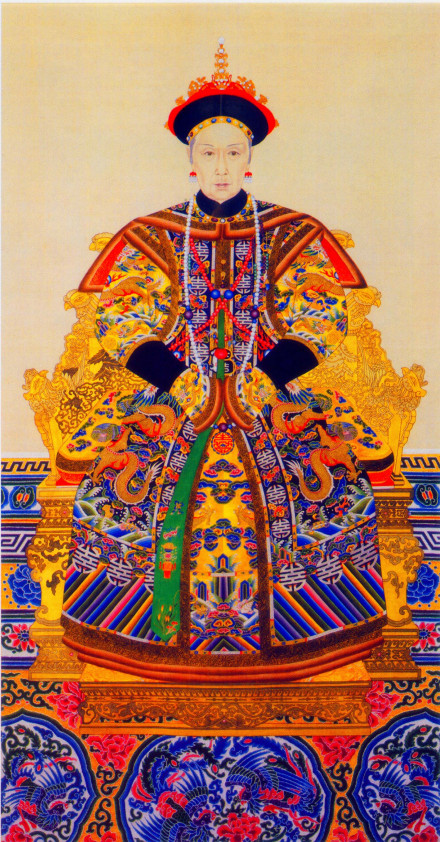 慈禧晚年朝服画像
慈禧晚年朝服画像