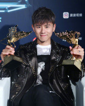 张杰亚洲新歌榜获奖