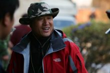 康洪雷《士兵突击》片场照 康洪雷《士兵突击》片场照