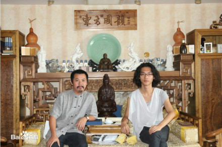 文化艺术彭立冲与雕刻专家刘国通论坛
文化艺术彭立冲与雕刻专家刘国通论坛