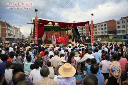 送戏下乡 送戏下乡