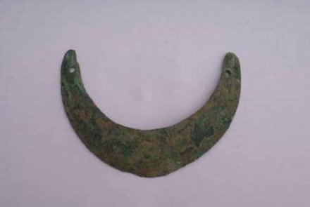 齐家墓穴出土的青铜器 齐家墓穴出土的青铜器