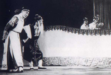 《墙头马上》 《墙头马上》