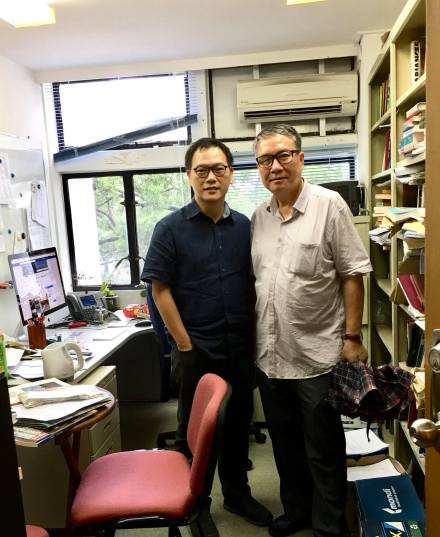 周保松与秦晖(摄于香港中文大学) 周保松与秦晖(摄于香港中文大学)