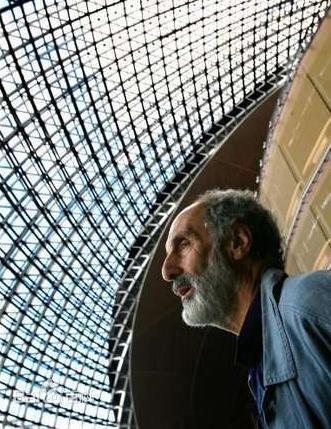 国家大剧院主要设计者:保罗·安德鲁 国家大剧院主要设计者:保罗·安德鲁