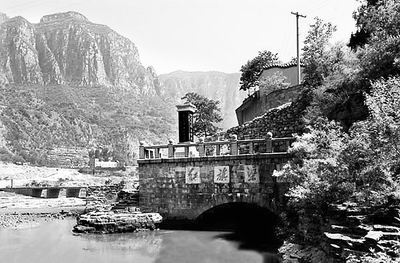 位于平顺侯壁的红旗渠渠首 位于平顺侯壁的红旗渠渠首