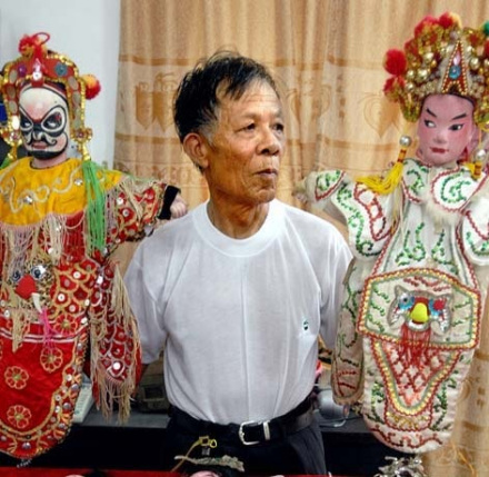 广东吴川木偶戏 广东吴川木偶戏