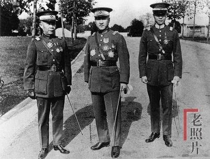 徐树铮与考察团随员摄于意大利
徐树铮与考察团随员摄于意大利