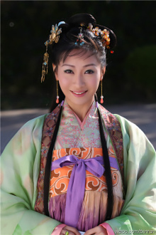 贾探春-《黛玉传》剧照 贾探春-《黛玉传》剧照