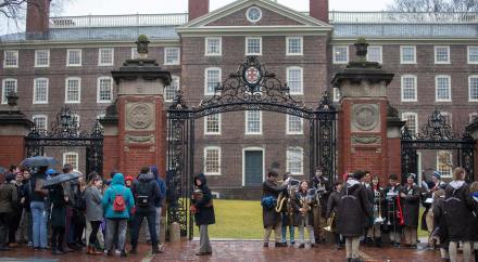 布朗大学 布朗大学