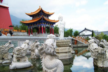 九龙浴佛池 九龙浴佛池