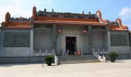 广东省南雄市珠玑古巷的吴氏大宗祠