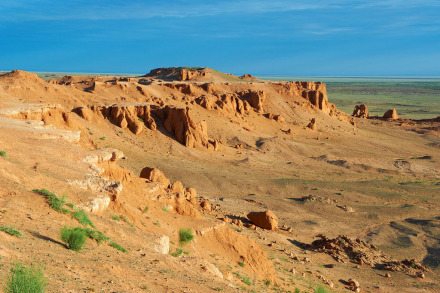 戈壁上的山丘 戈壁上的山丘
