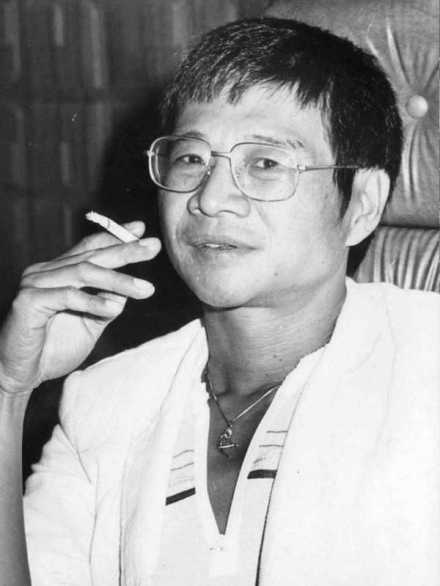 年轻时的倪匡 年轻时的倪匡