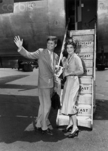 肯尼迪与妻子杰奎琳 肯尼迪与妻子杰奎琳