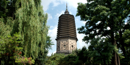 辽阳白塔 辽阳白塔