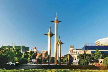 汕头地标“腾飞” 汕头地标“腾飞”