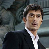 阿部宽饰演加贺恭一郎
阿部宽饰演加贺恭一郎