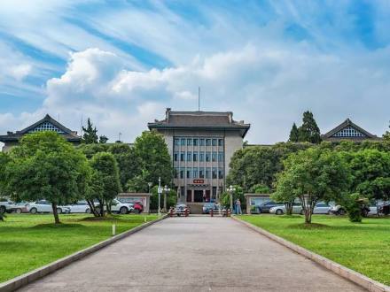 雅各楼-老农学院 雅各楼-老农学院