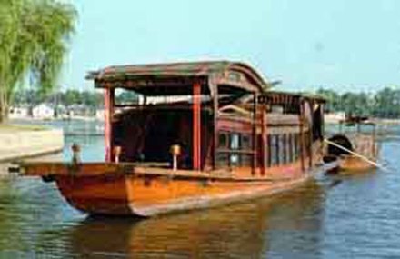 嘉兴南湖中共一大会址
嘉兴南湖中共一大会址