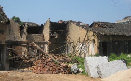 被涓水河淹过的蒋市街
被涓水河淹过的蒋市街