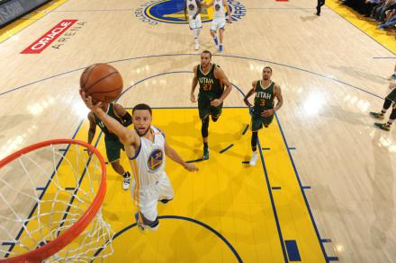 对阵爵士 对阵爵士