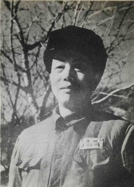 1951年冬,杨朔在朝鲜 1951年冬,杨朔在朝鲜