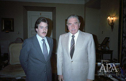 皮诺切特与哥伦比亚记者安德烈斯·帕斯特拉纳·阿朗戈 皮诺切特与哥伦比亚记者安德烈斯·帕斯特拉纳·阿朗戈