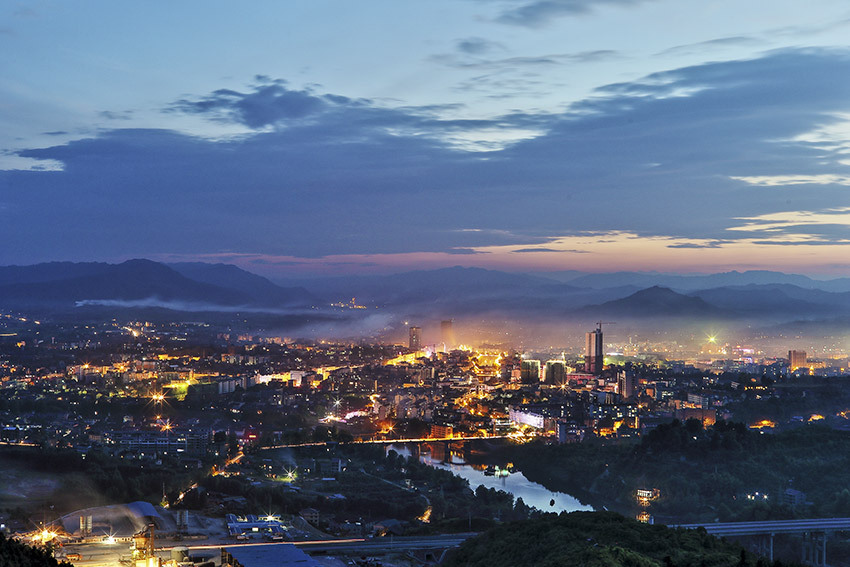 靖州苗族侗族自治县