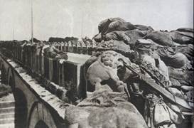 卢沟桥事变时，第二十九军守卫在卢沟桥上