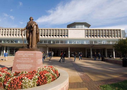 圣路易斯华盛顿大学图书馆 圣路易斯华盛顿大学图书馆