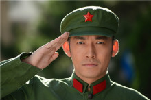 张博主演《坐88路车回家》饰演:黄元帅 张博主演《坐88路车回家》饰演:黄元帅