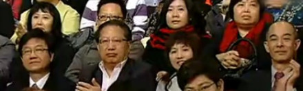 梅小青(右2)与梁材远、刘家豪、李添胜 梅小青(右2)与梁材远、刘家豪、李添胜