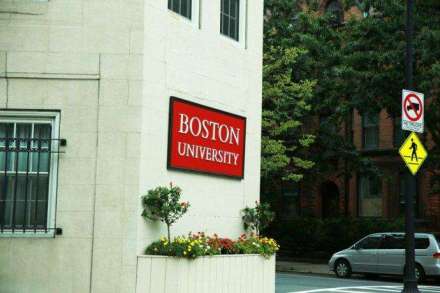 波士顿大学校园风光 波士顿大学校园风光