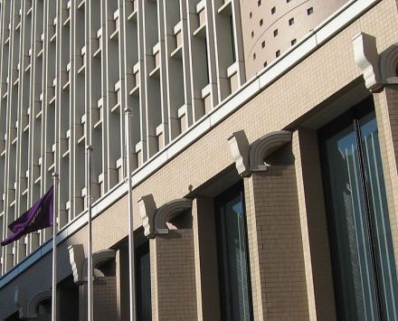 火凤凰船首像象征权利自由独立自治精神 火凤凰船首像象征权利自由独立自治精神