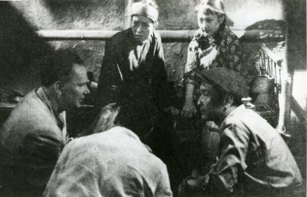 1957年苏联专家伊凡诺夫指导学生 1957年苏联专家伊凡诺夫指导学生