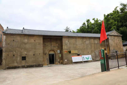 罗屏汉张瑾瑜烈士纪念馆和故居
罗屏汉张瑾瑜烈士纪念馆和故居