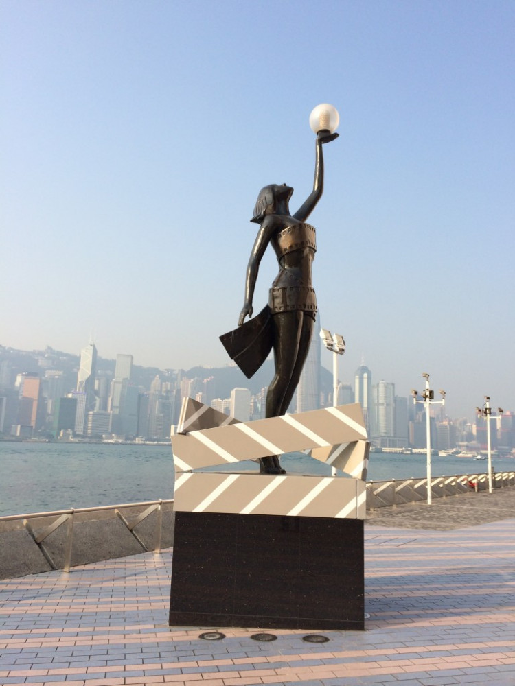 位于香港星光大道的金像奖女神像 位于香港星光大道的金像奖女神像