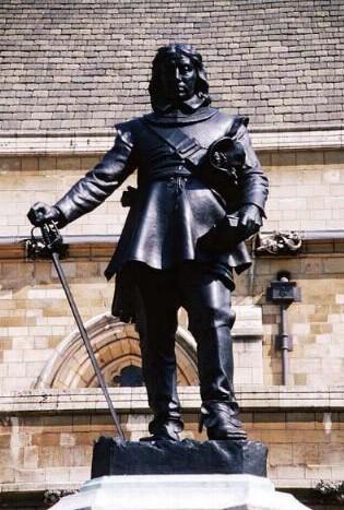 克伦威尔铜像 克伦威尔铜像